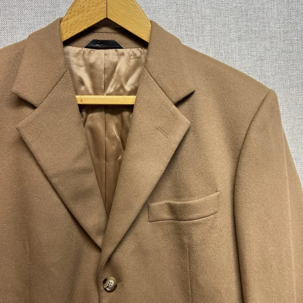 N/A pockets luxurious shoulder